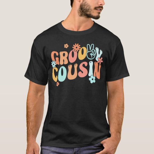 Groovy従姉妹フラワーパワーHippie家族Groovy Vi Tシャツ (正面)