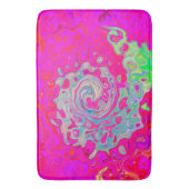 Groovy抽象芸術ティール（緑がかった色）ブルーとレッドスワール バスマット (正面縦)