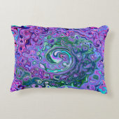 Groovy抽象芸術レトログリーンとパープルスワール アクセントクッション (裏面)