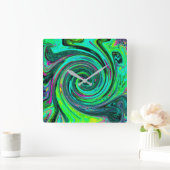 Groovy抽象芸術レトログリーンとマゼンタスワール スクエア壁時計 (ホーム)