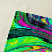 Groovy抽象芸術レトログリーンとマゼンタスワール ビーチタオル (インサイチュ)