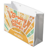 Groovy野生と3レトロサン子供の誕生日 ラージペーパーバッグ (正面アングル)