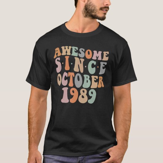 Groovy 1989年10月素晴らし33日誕生日33 tシャツ (正面)