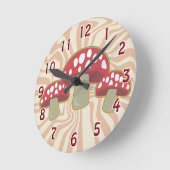 Groovy 70のレッドトップキノコ ラウンド壁時計 (傾斜)