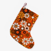 Groovy 70sレトロフローラオレンジと茶色のパターン スモールクリスマスストッキング (正面 (吊り時))