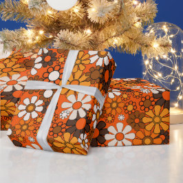 Groovy 70sレトロフローラオレンジと茶色のパターン ラッピングペーパー