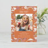 Groovy 70sレトロHippie Peace Orange Grad Photo 招待状 (スタンド正面)