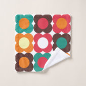 Groovy 70s Retro Flower Pattern | Bold Boho Floral バスタオルセット (ウォッシュタオル)