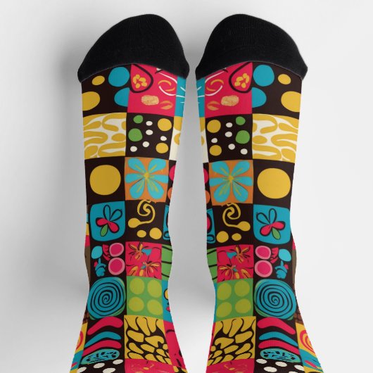 Groovy 70s Vibes Retro Pattern ソックス (上部)