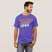 Groovy 80 Years Old Awesome Since January 1943 fam Tシャツ (正面フル)