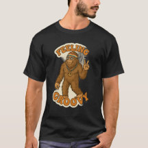 Groovy Bigfoot Tシャツ
