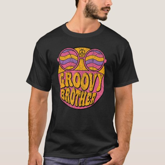 Groovy Brother 70s Aesthetic Nostalgia 1970's Retr Tシャツ (正面)