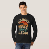 Groovy Daddy 70s Aesthetic Nostalgia 1970's Retro  Tシャツ (正面フル)