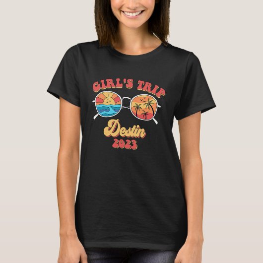 Groovy Destin 2023 Girls Trip Sunglasses Summer Tシャツ (正面)