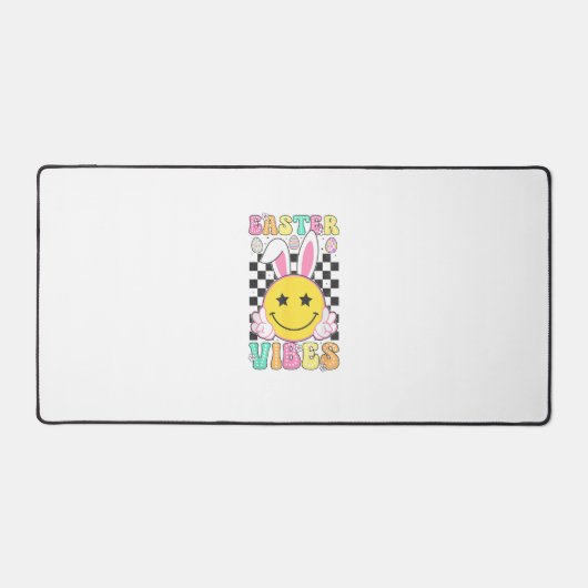 Groovy Easter Vibes Bunny Easter Day Smile Face Gi デスクマット (正面)