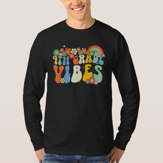 Groovy Fourth Grade Vibes Vibes Back To School Tea Tシャツ (正面)
