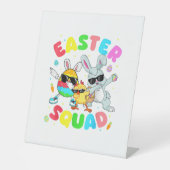 Groovy Funny Rabbit Egg Chick Easter Squad Day Men 台座サイン (正面)
