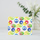Groovy Hippie Peace Signs Flower Power Sparkles ポストカード (スタンド正面)