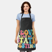 Groovy Iが州試験の最終日を愛する エプロン (着用した状態)