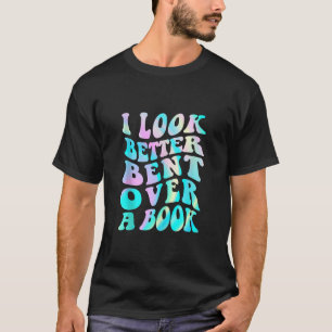 Groovy Iが本の上に曲がったより良く見える絞り染めファン Tシャツ