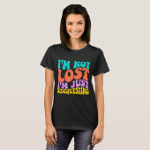 Groovy I’m Not Lost, I’m Just Sidequesting – Funny Tシャツ (正面フル)
