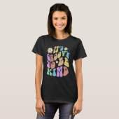 Groovy IT'S GROOVY TO BE KIND Retro Stop Bullying  Tシャツ (正面フル)