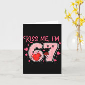 Groovy Kiss Me I'm 6 7 Heart Valentine Day 67 Meme カード (黄色い花)