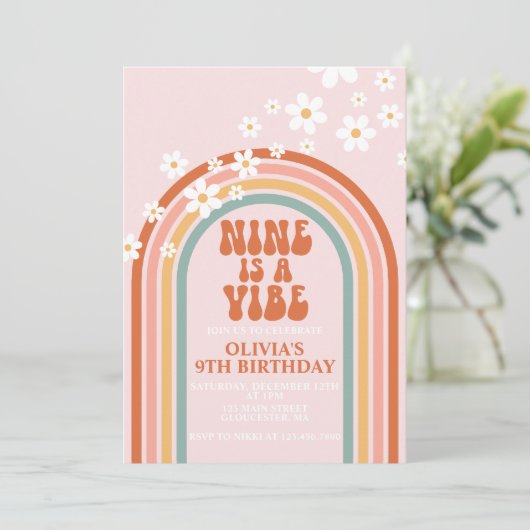Groovy Nineはヴィベデイジーレインボー9歳の誕生日 招待状 (スタンド正面)
