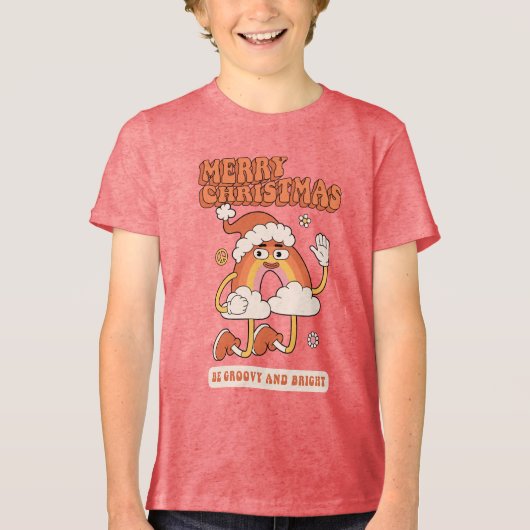 Groovy Rainbow Christmas – 明るくメリーなる トライブレンドTシャツ (正面)