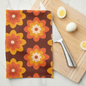 Groovy retro 70s boho hippieオレンジ色の花柄 キッチンタオル (四つ折り)