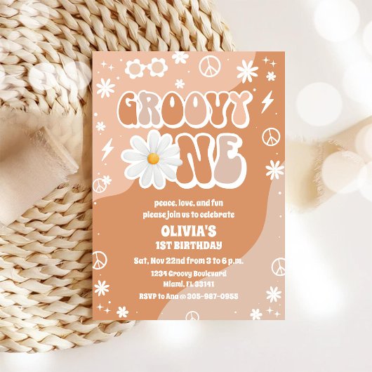 Groovy Retro 70s Daisy First Birthday Invitation 招待状