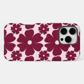 Groovy Retro Daisy Pattern Deep Berry Pink iPhoneケース (裏面横)