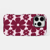 Groovy Retro Daisy Pattern Deep Berry Pink iPhoneケース (裏面横)