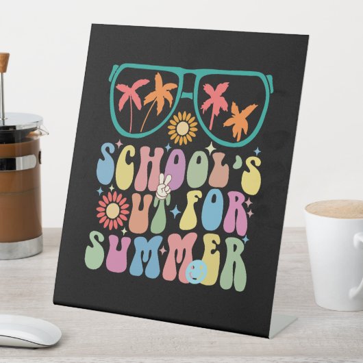 Groovy Schoolの最後の日は夏のために外出 台座サイン (インサイチュ)