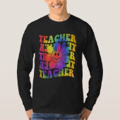 Groovy Teacher Cute Daisy Tie Dye Happy Back To Sc Tシャツ (正面)