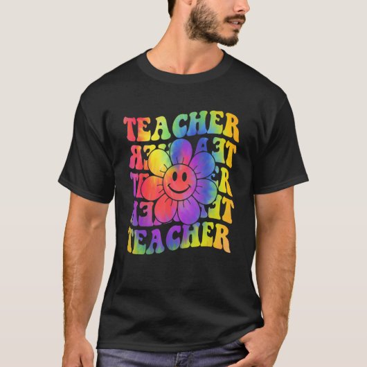 Groovy Teacher Cute Daisy Tie Dye Happy Back To Sc Tシャツ (正面)