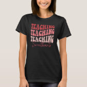 Groovy Teaching Sweethearts Teacher Valentine's Da Tシャツ (正面)