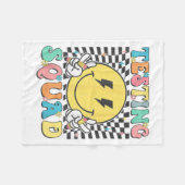 Groovy Test Day Testing Squad Motivation Teacher S フリースブランケット (正面(横))