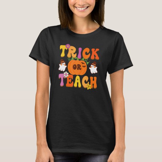 Groovy Trick Or Teach  Teacher Halloween Costume Tシャツ (正面)