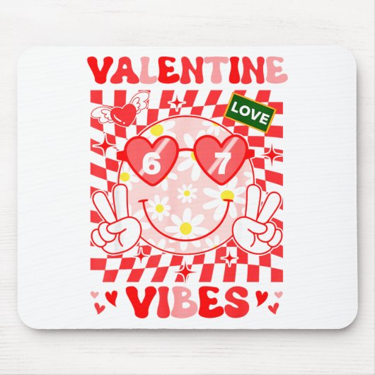 Groovy Valentine Vibes Happy Valentine's Day Girl  マウスパッド (正面)