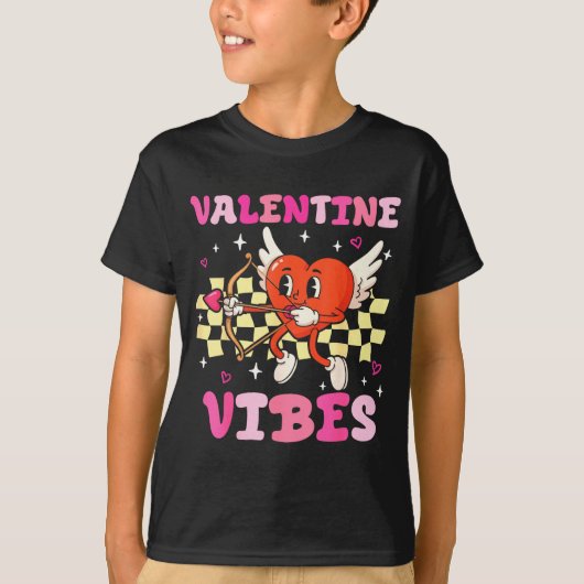 Groovy Valentine Vibes Heart Cud Women Men  Tシャツ (正面)
