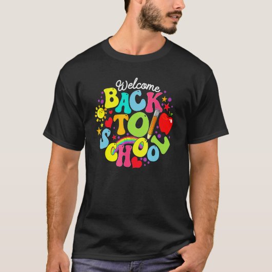 Groovy Welcome Back To School Rainbow Pencil Teach Tシャツ (正面)