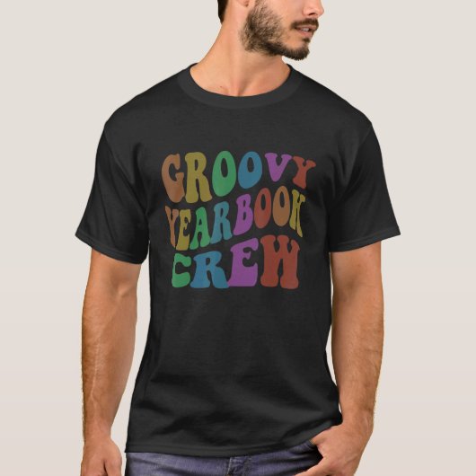 GROOVY YEARBOOK CREWレトロ発行エディターチーム Tシャツ (正面)