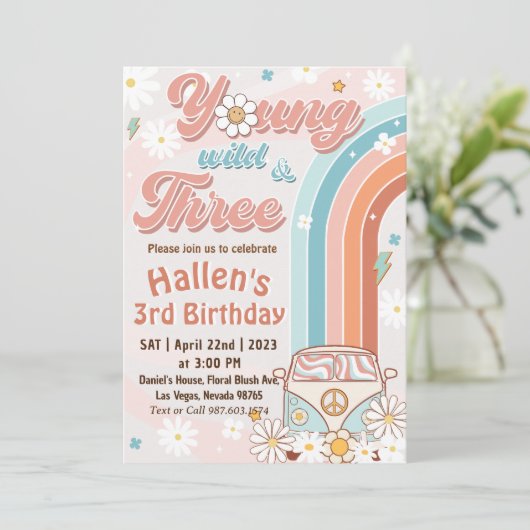 Groovy Young Wild & Three Rainbow 3歳の誕生日 招待状 (スタンド正面)