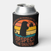 Groundhog気象学Est.1887 缶クーラー (缶正面)