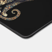 Group of Cats in Victorian Wallpaper Style デスクマット (コーナー)