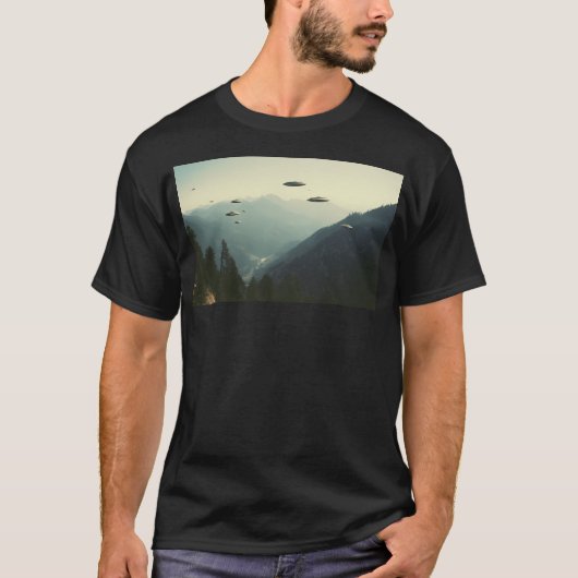 Group Of Ufo Flying Over Mountains 80S Retro Photo Tシャツ (正面)