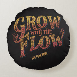 Grow With The Flow カスタムネーム レトロ70年代タイポグラフィ ラウンドクッション