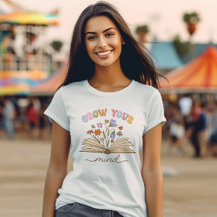 Grow Your Mind Book Lover's 読 is Love Tシャツ