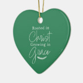 Growing in Grace Green and White Heart Christmas セラミックオーナメント (左)